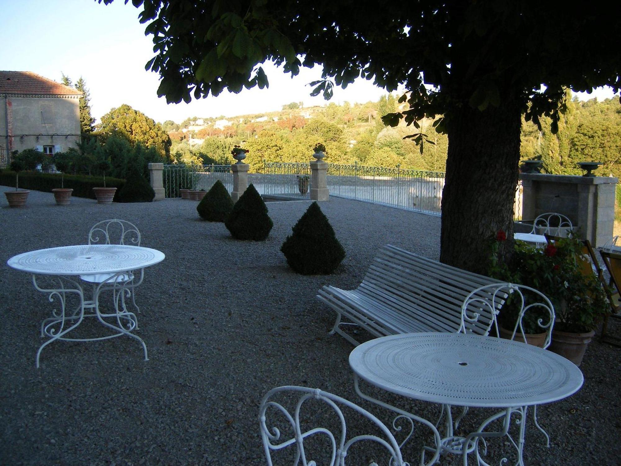 Chateau Du Grand Jardin Валансол Екстериор снимка