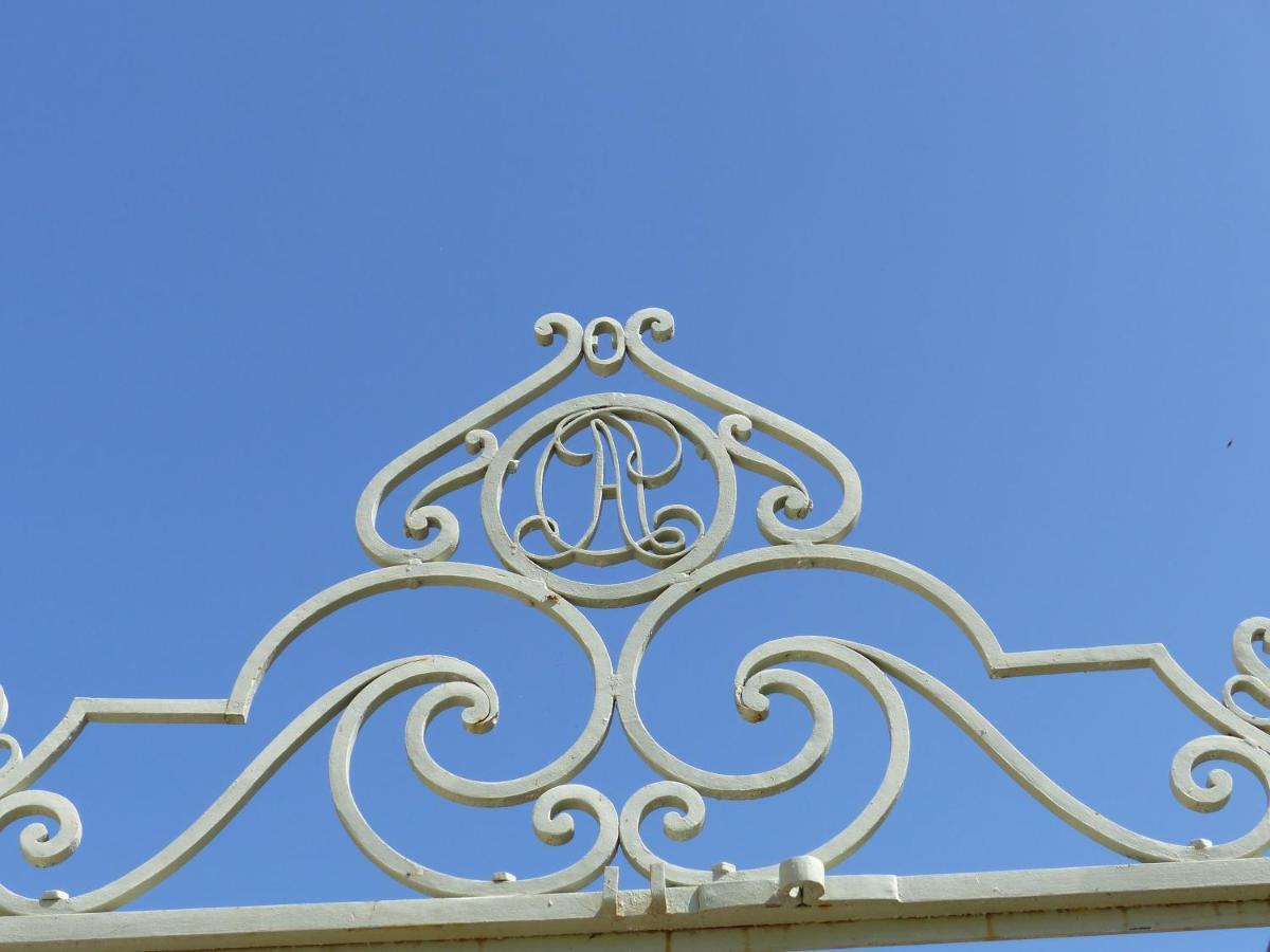 Chateau Du Grand Jardin Валансол Екстериор снимка